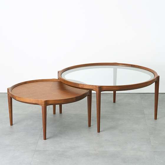 リビングテーブル