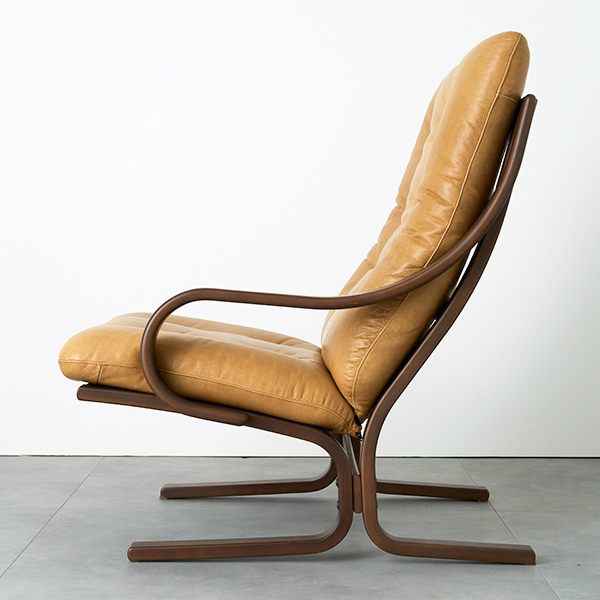 リビングチェア