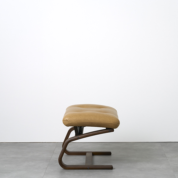 リビングチェア