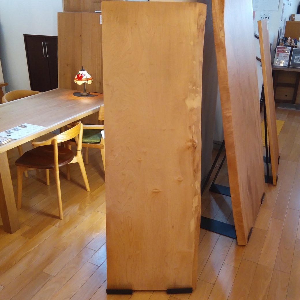 トチ一枚板[1600-450]