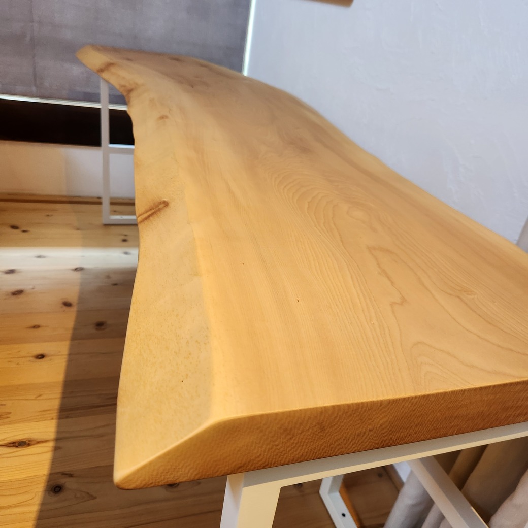 トチ一枚板[1900-450]