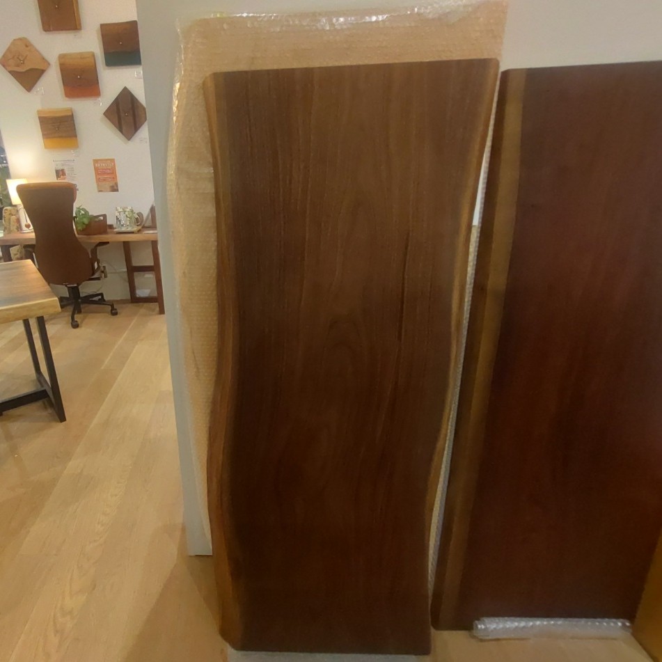 ブラックウォルナット一枚板[1400-550]