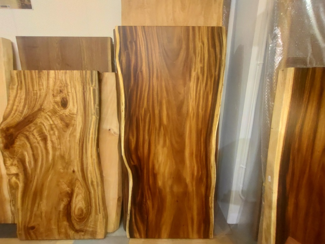 モンキーポッド一枚板［1800-850］