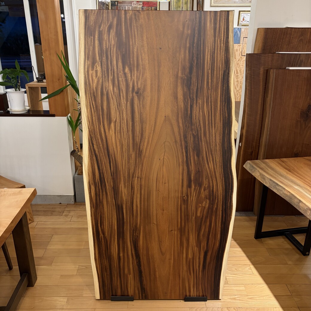 モンキーポッド一枚板［1800-920］