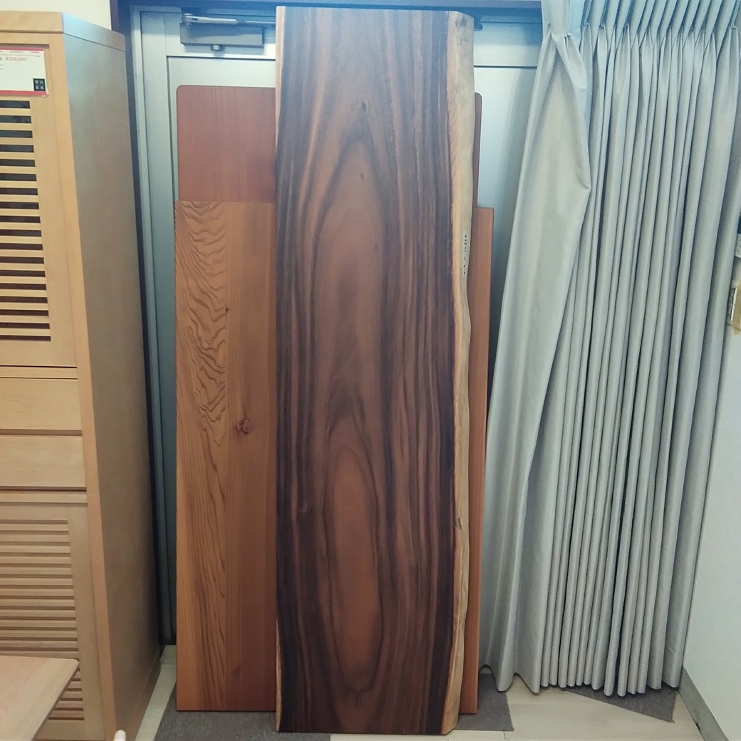 モンキーポッド一枚板[2000-500]