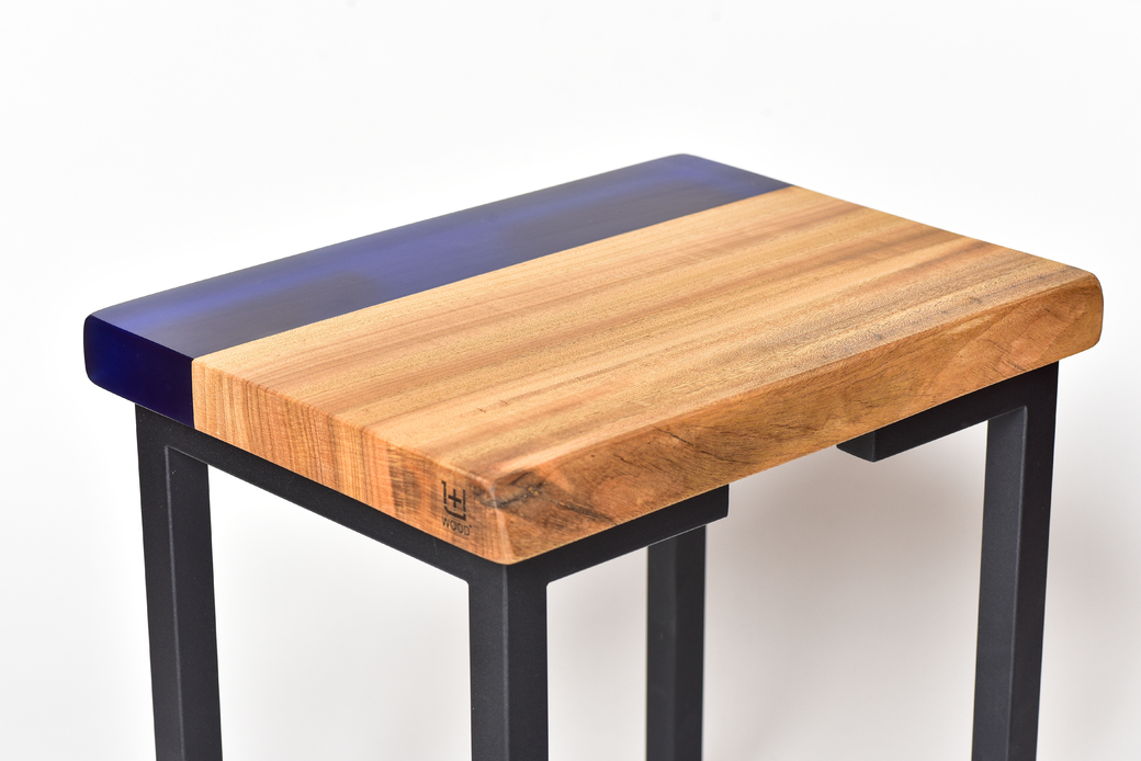 レジンスツール(クス×ネイビー)