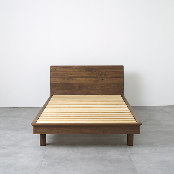 クチュリエベッドフレーム