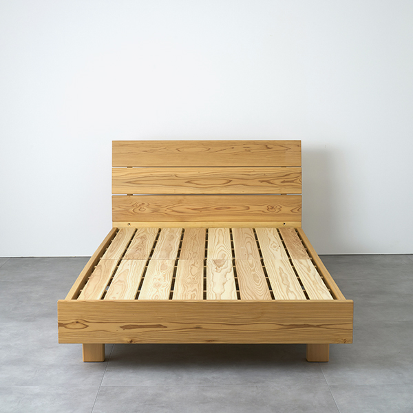 小国杉ベッドフレーム