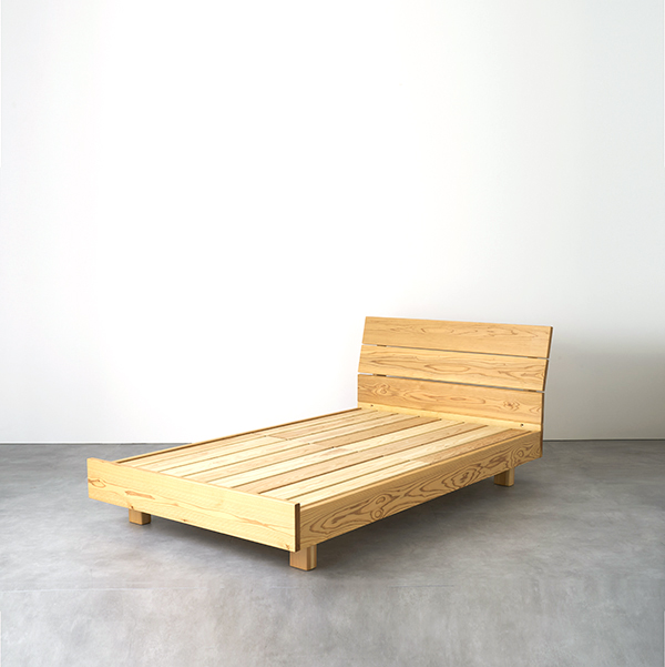 小国杉ベッドフレーム