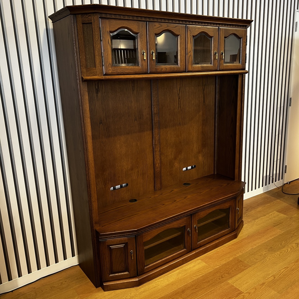 リビングボード