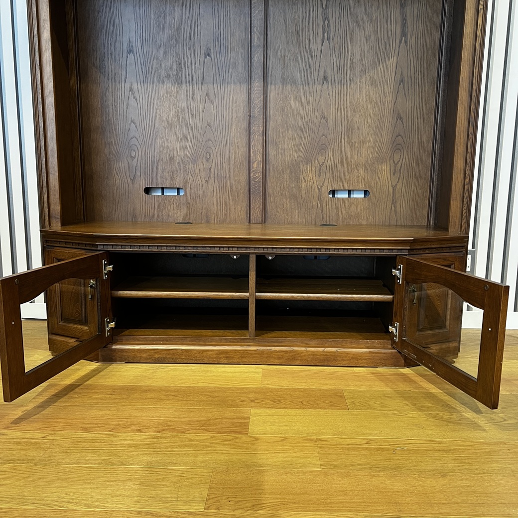 リビングボード