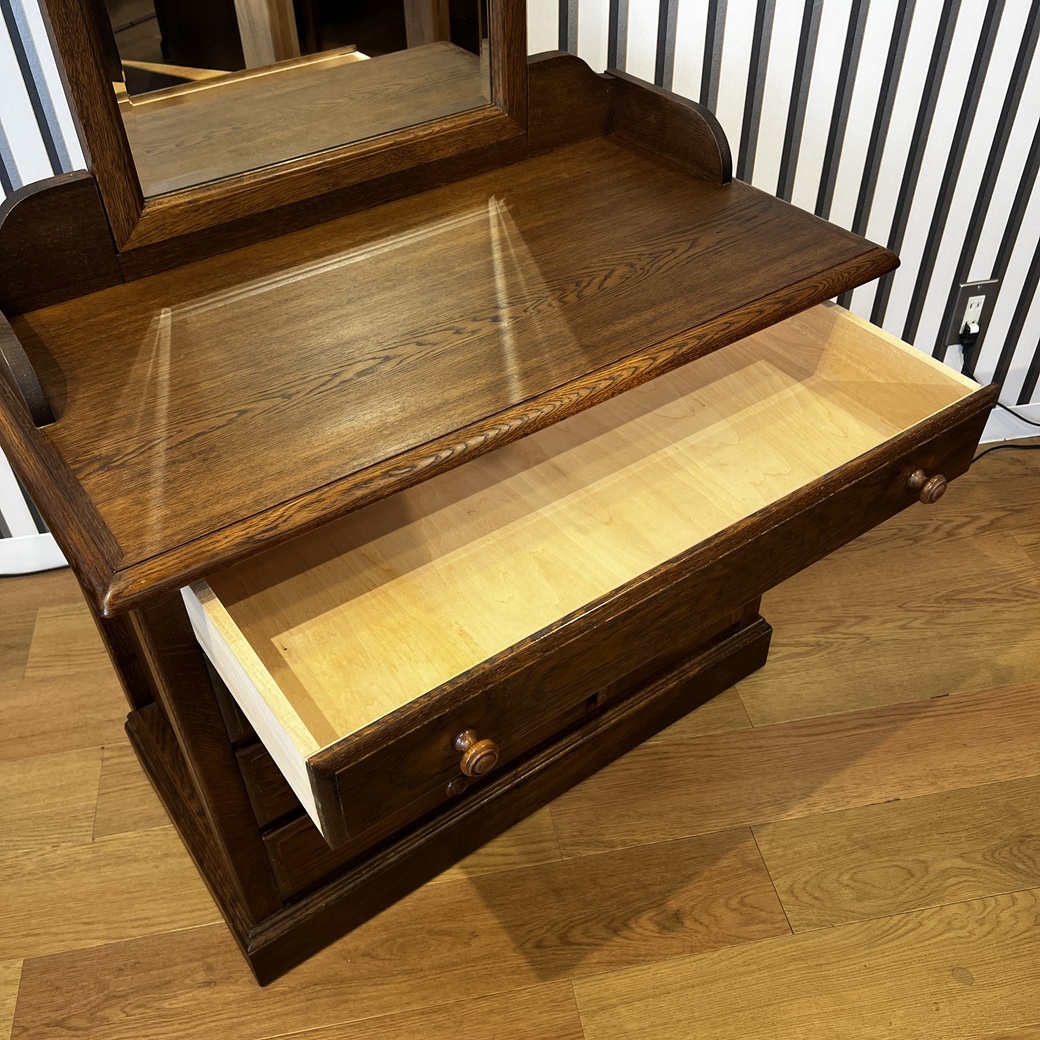 ドレッサーチェスト