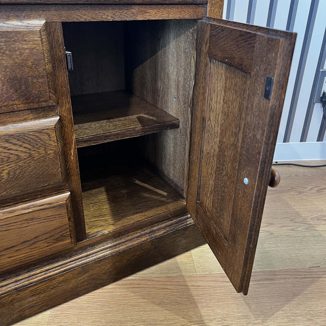 ドレッサーチェスト