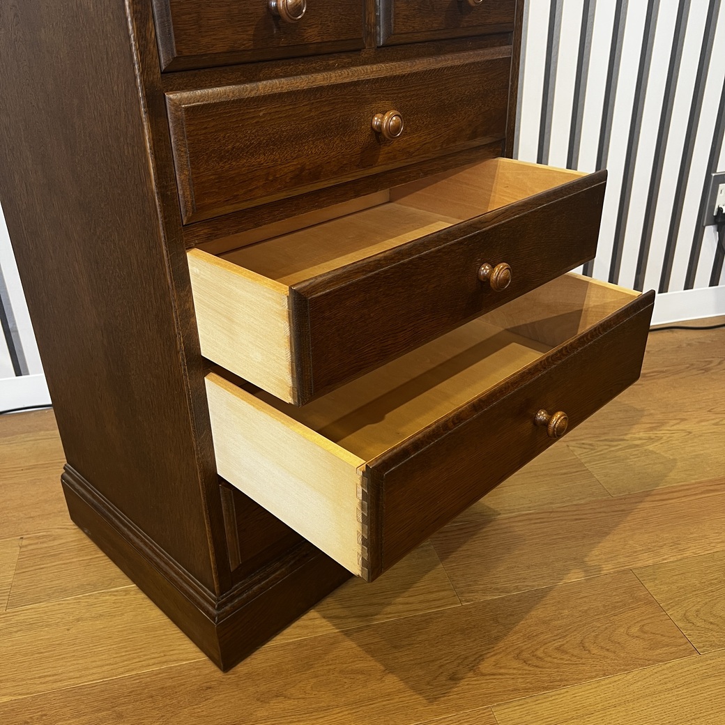 スリムチェスト