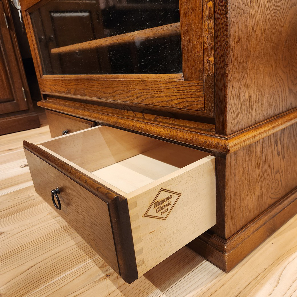 TVボード キャスター付