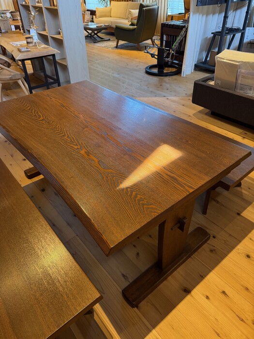 タモ3枚ハギテーブル