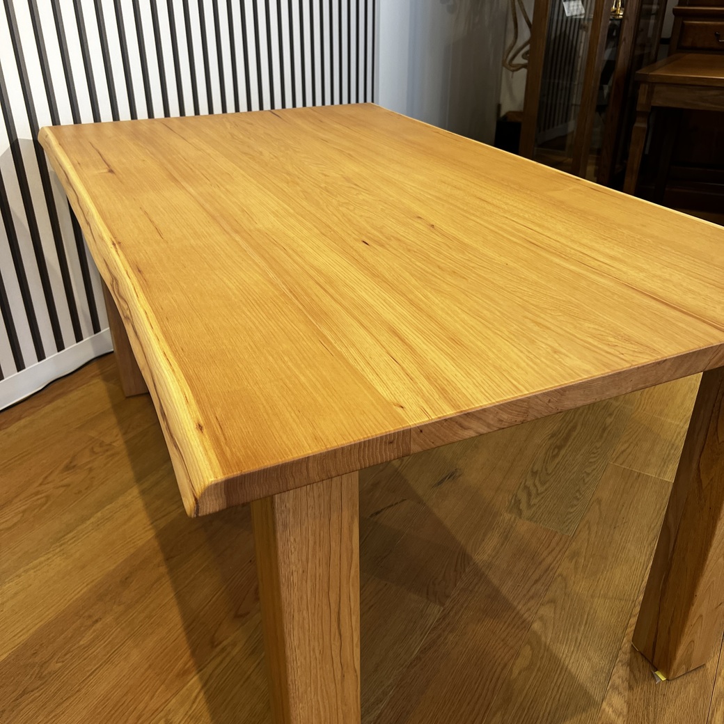 ヒッコリー耳付きハギテーブル1500