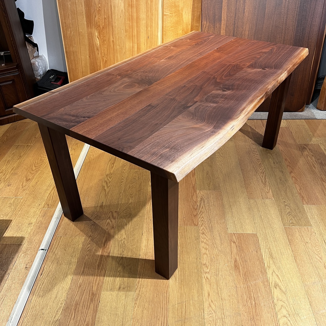 ブラックウォールナット耳付きハギテーブル