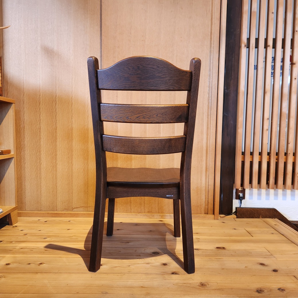 ナラ材ダイニングチェア