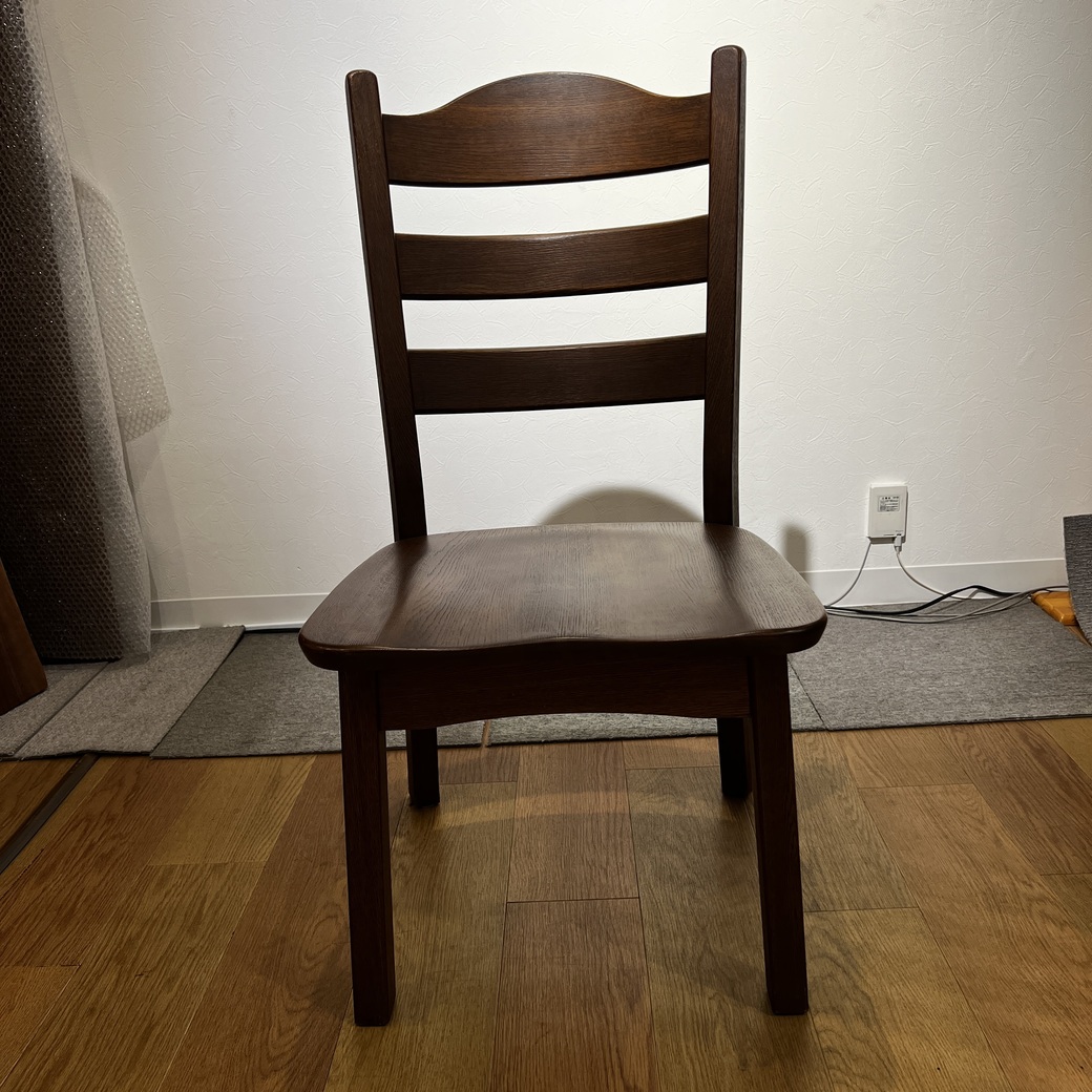 ナラ材ラダーバックチェア