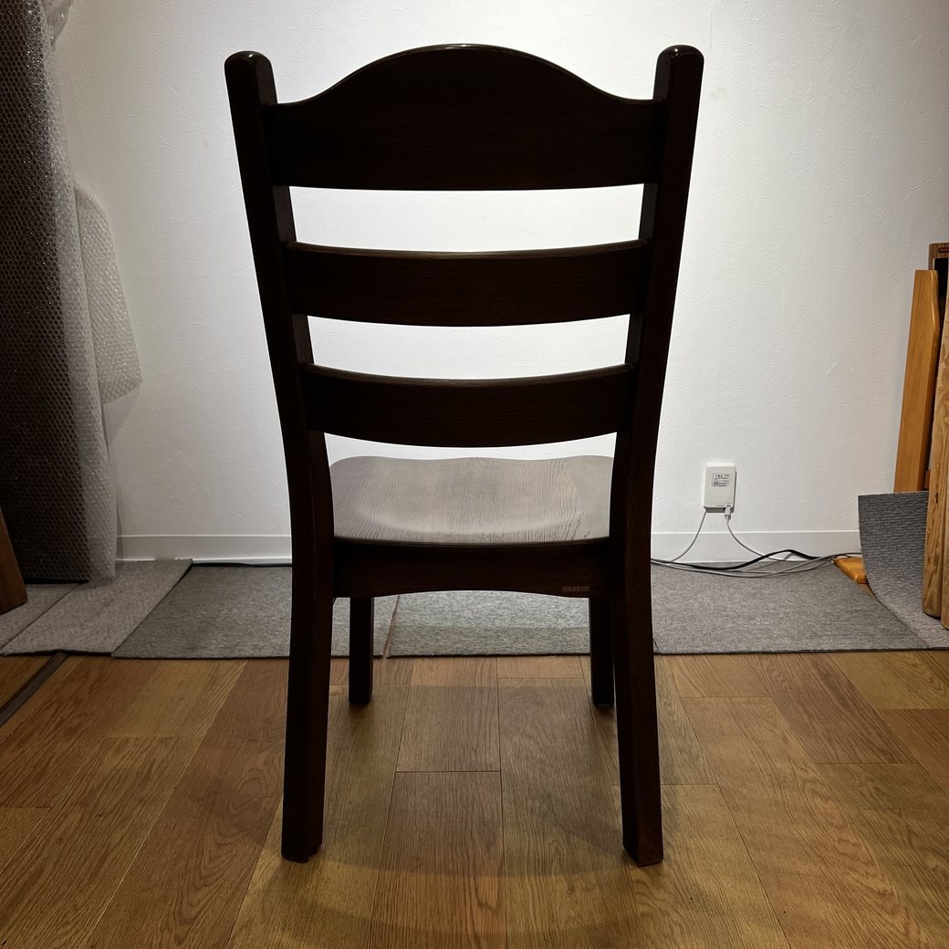 ナラ材ラダーバックチェア