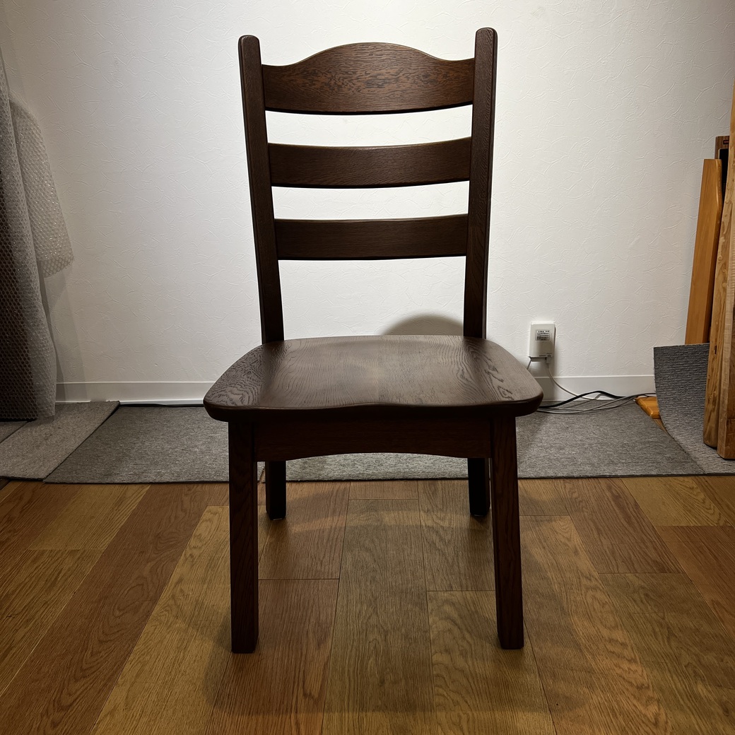 ナラ材ラダーバックチェア