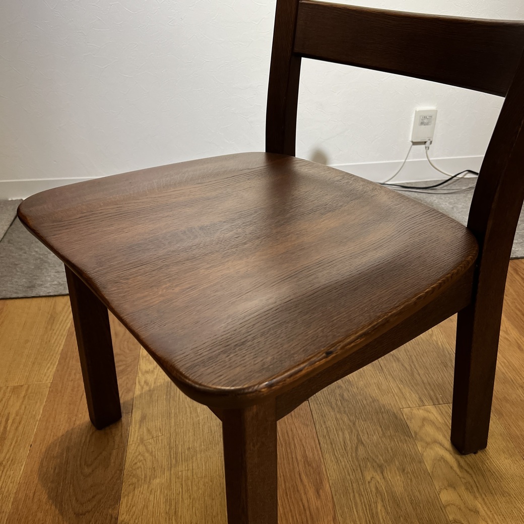 ナラ材ラダーバックチェア